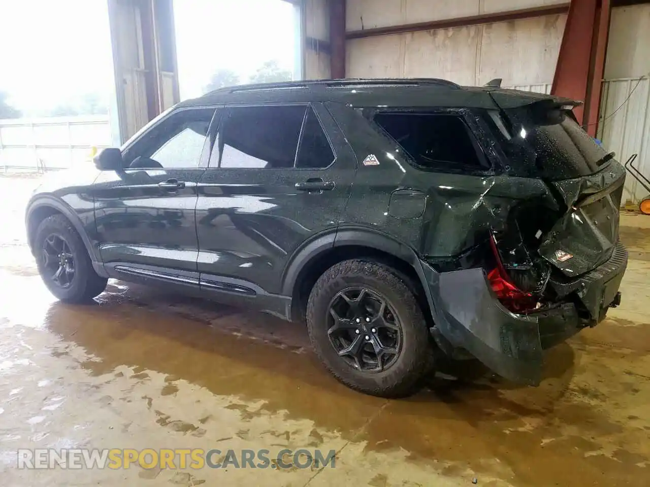 2 Photograph of a damaged car 1FMSK8JH5NGA77172 FORD EXPLORER 2022