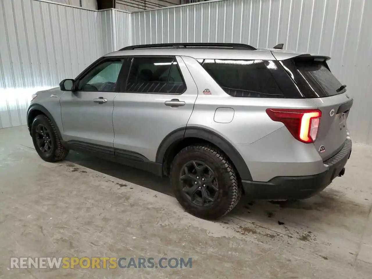 2 Photograph of a damaged car 1FMSK8JH7NGA63063 FORD EXPLORER 2022
