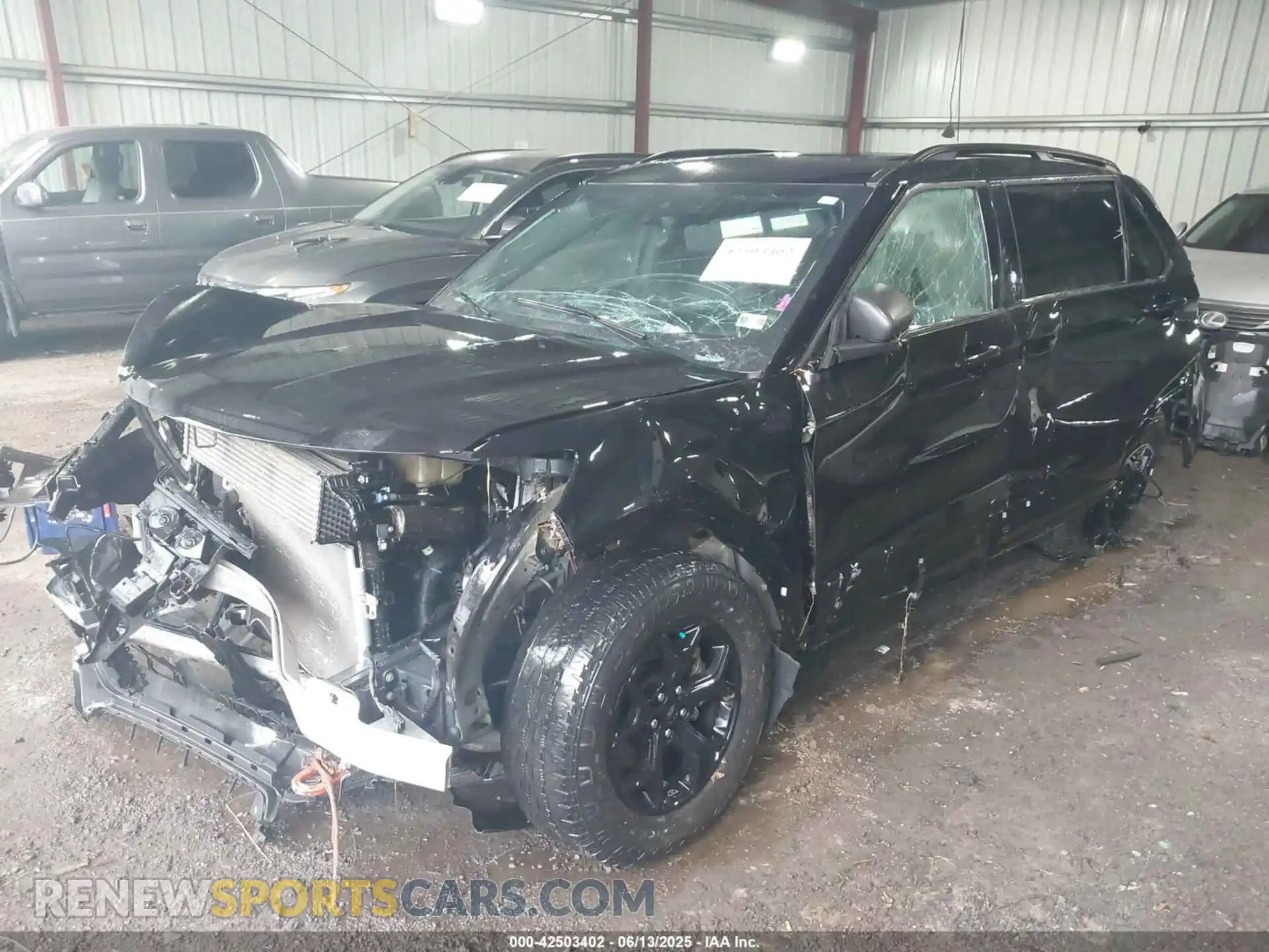 2 Photograph of a damaged car 1FMSK8JH9NGA67082 FORD EXPLORER 2022