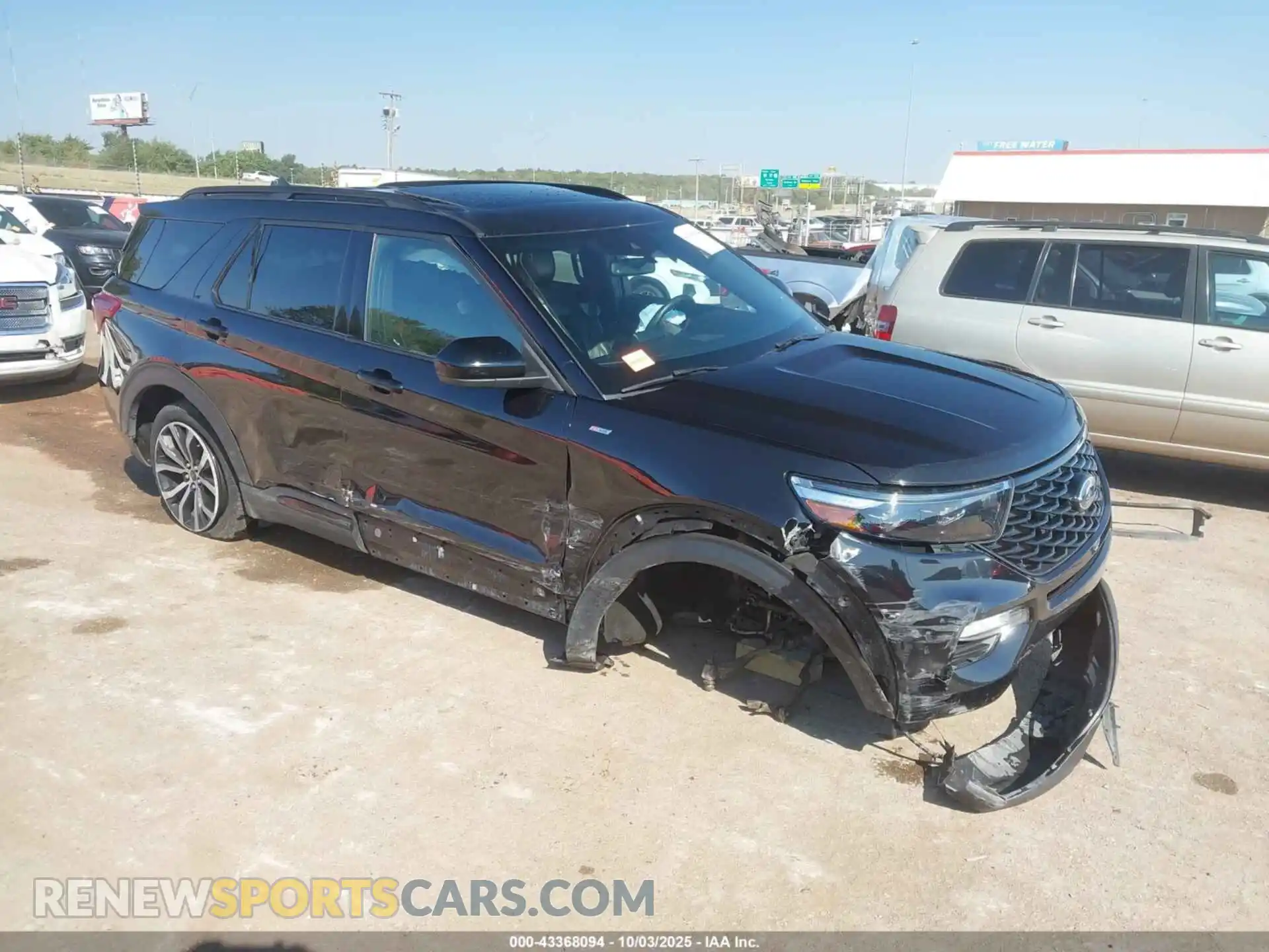 1 Photograph of a damaged car 1FMSK8KHXNGA95522 FORD EXPLORER 2022
