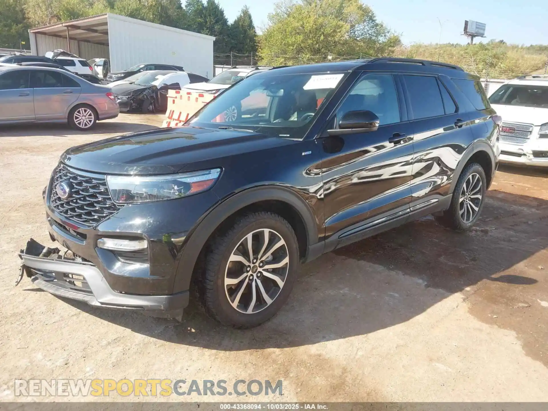 2 Photograph of a damaged car 1FMSK8KHXNGA95522 FORD EXPLORER 2022