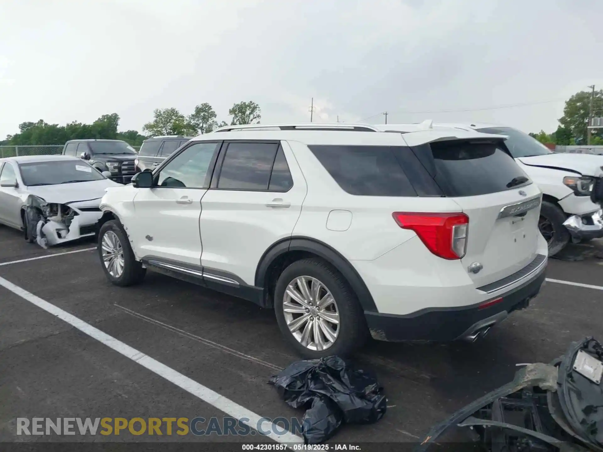 3 Photograph of a damaged car 1FM5K7LC7PGA12707 FORD EXPLORER 2023