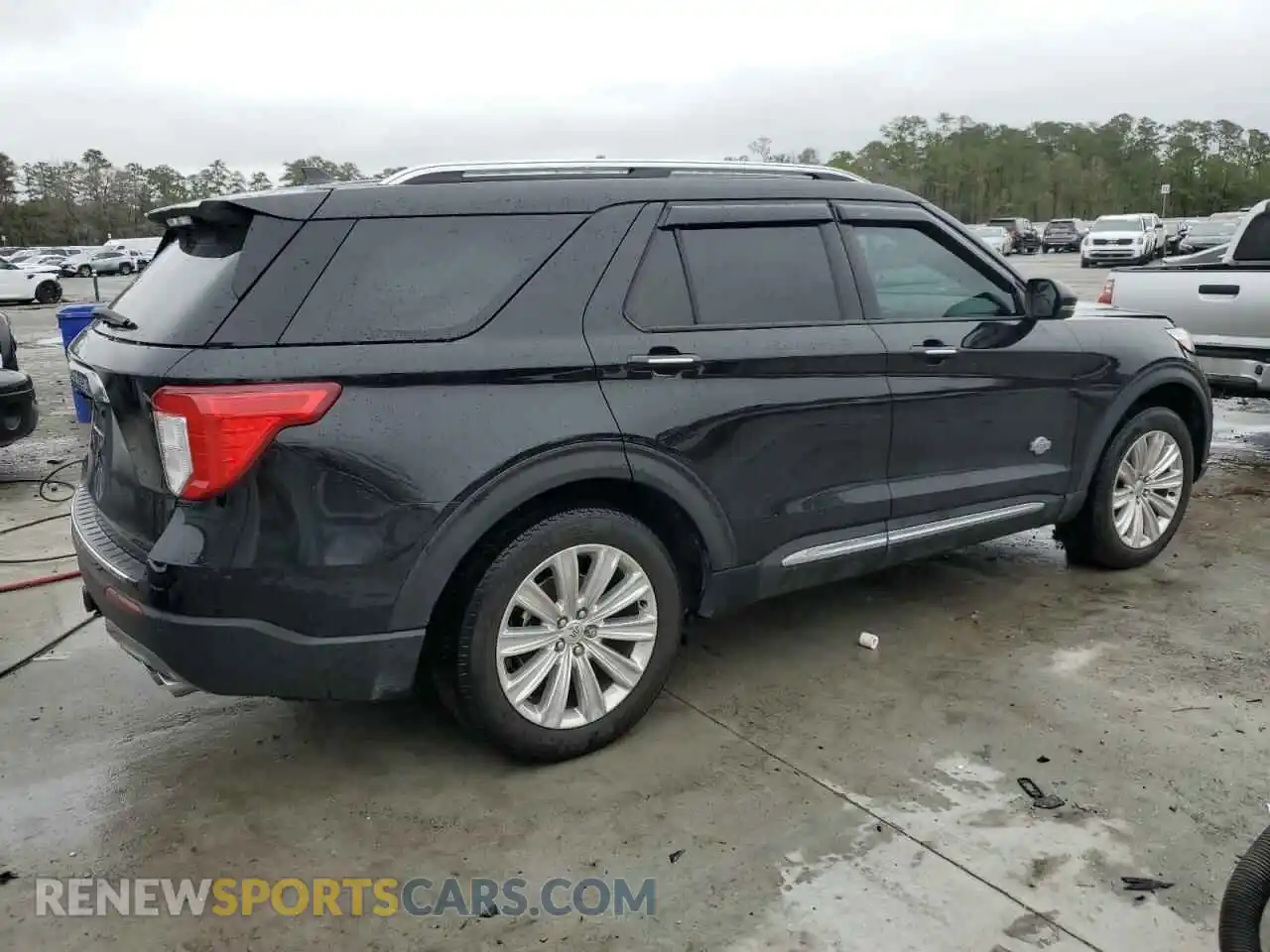 3 Фотография поврежденного автомобиля 1FM5K7LC9PGB90571 FORD EXPLORER 2023