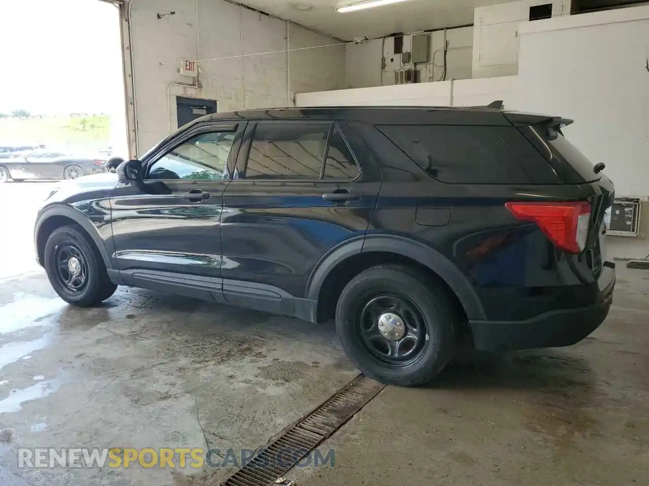 2 Photograph of a damaged car 1FM5K8ACXPGC19925 FORD EXPLORER 2023