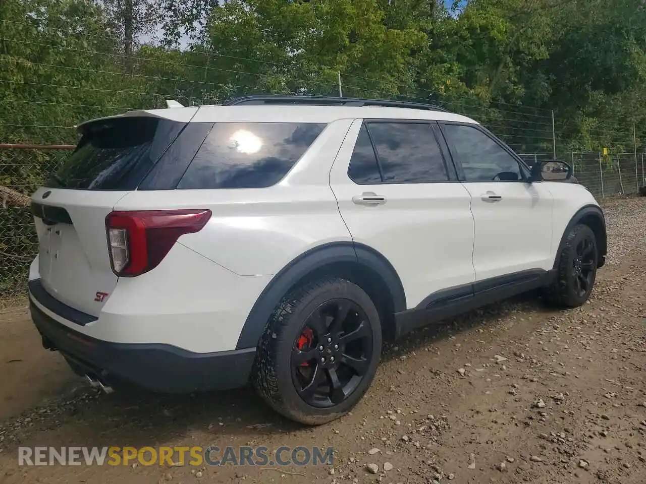 3 Фотография поврежденного автомобиля 1FM5K8GC2PGB16568 FORD EXPLORER 2023