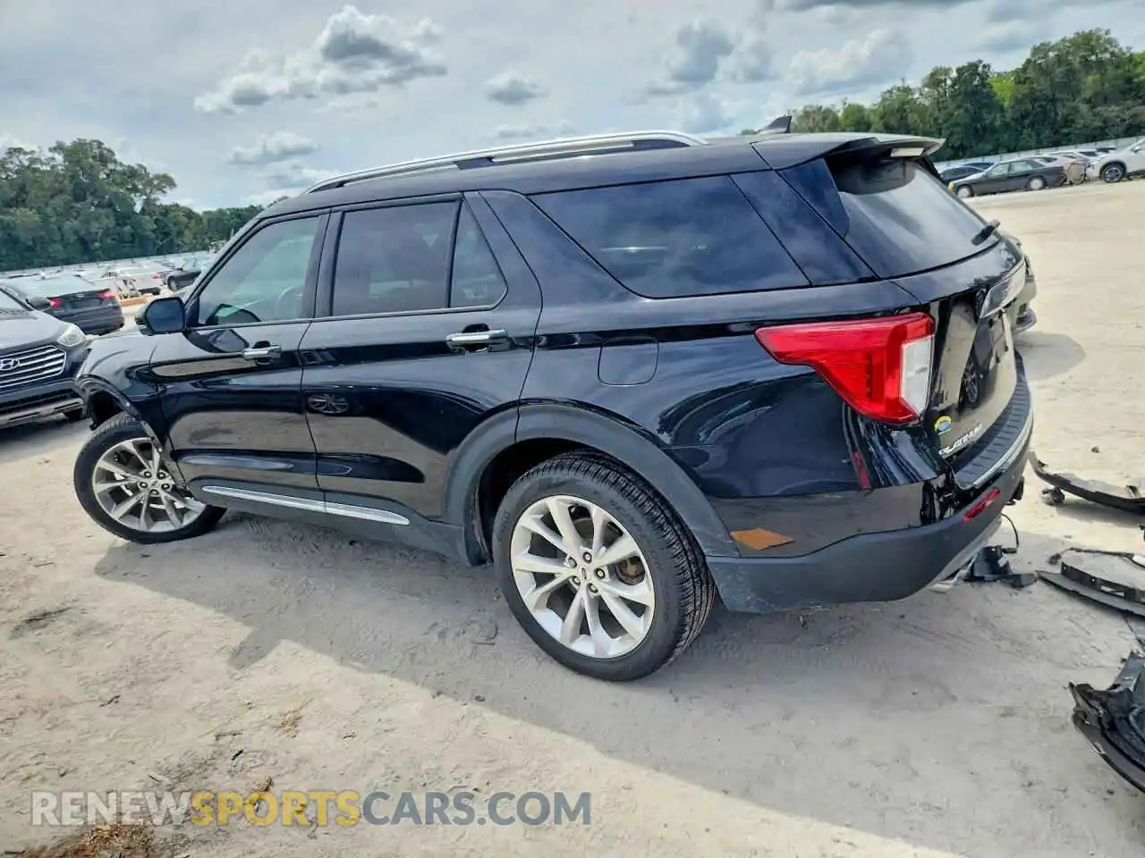 2 fotografías del automóvil dañado 1FM5K8HC2PGA52398 FORD EXPLORER 2023