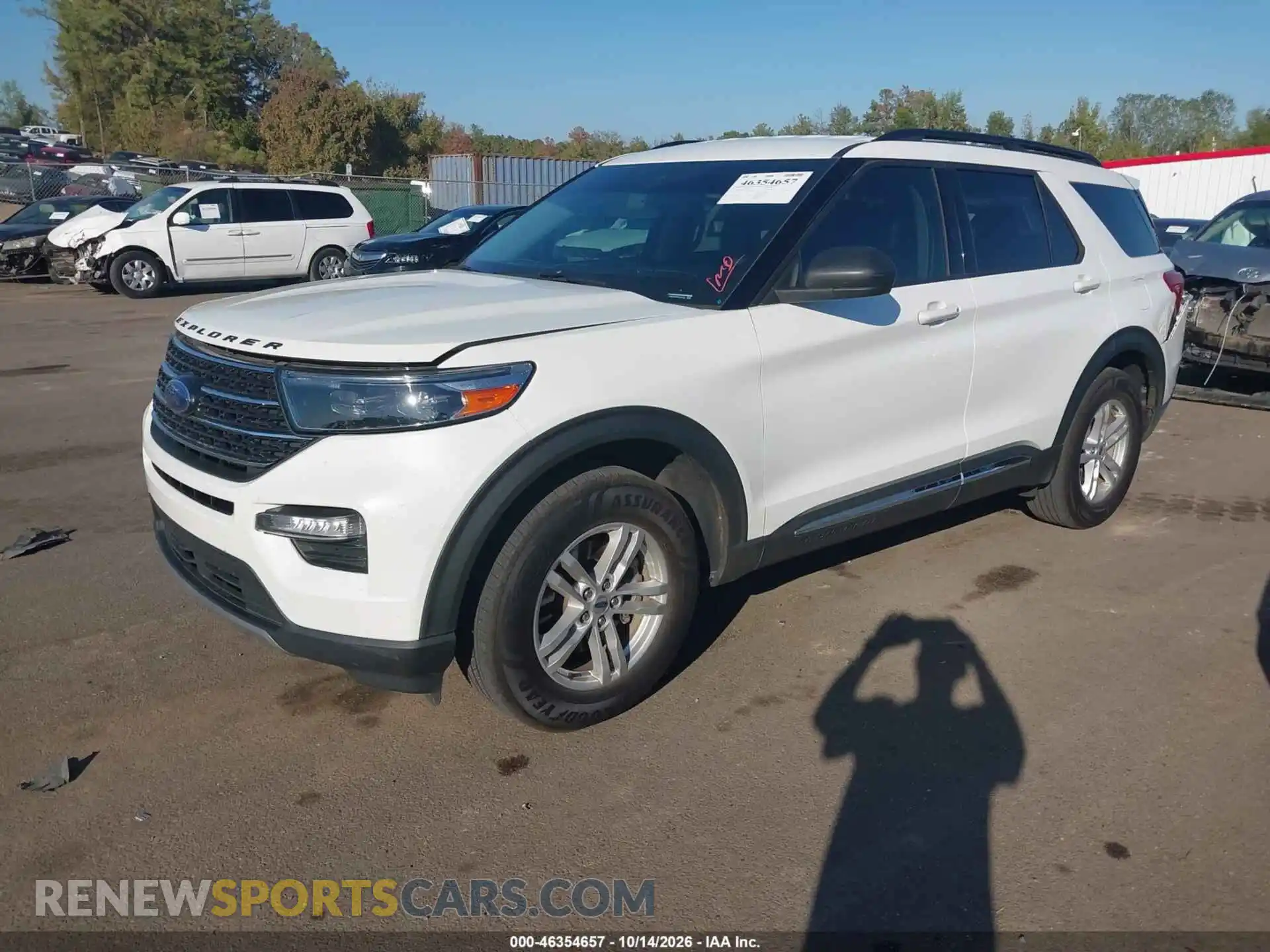 2 fotografías del automóvil dañado 1FMSK7DH0PGA22329 FORD EXPLORER 2023