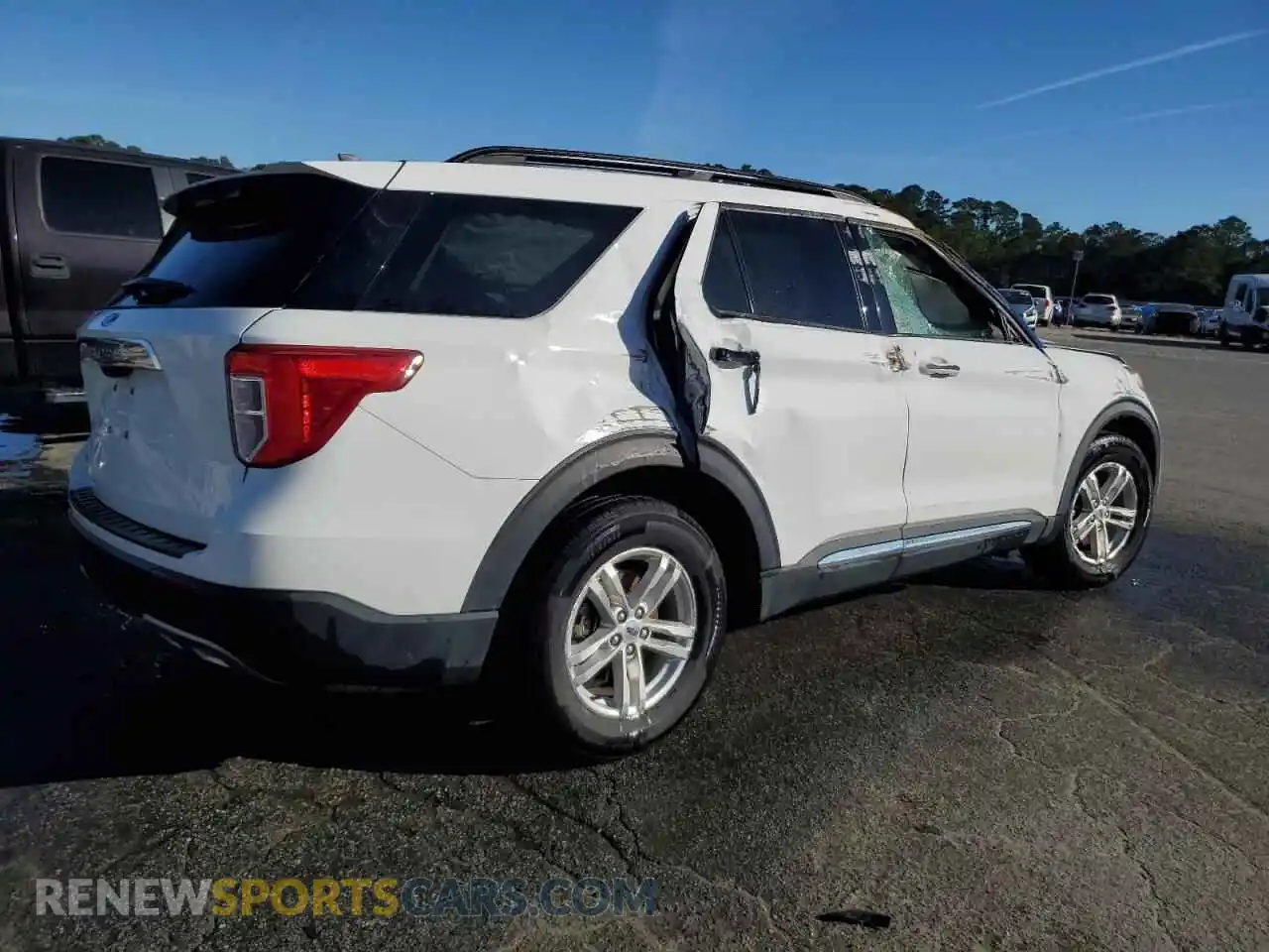 3 Photograph of a damaged car 1FMSK7DH0PGB16923 FORD EXPLORER 2023