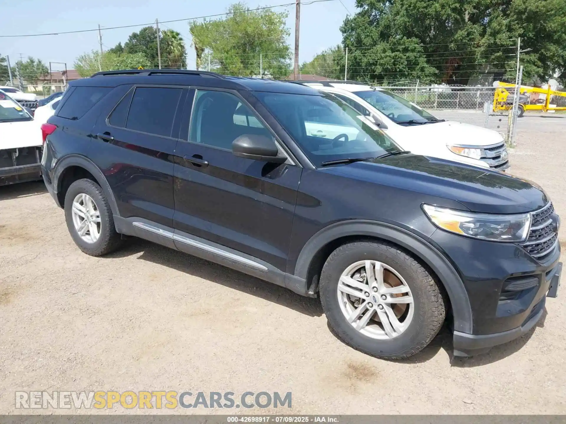 1 Фотография поврежденного автомобиля 1FMSK7DH2PGA49726 FORD EXPLORER 2023