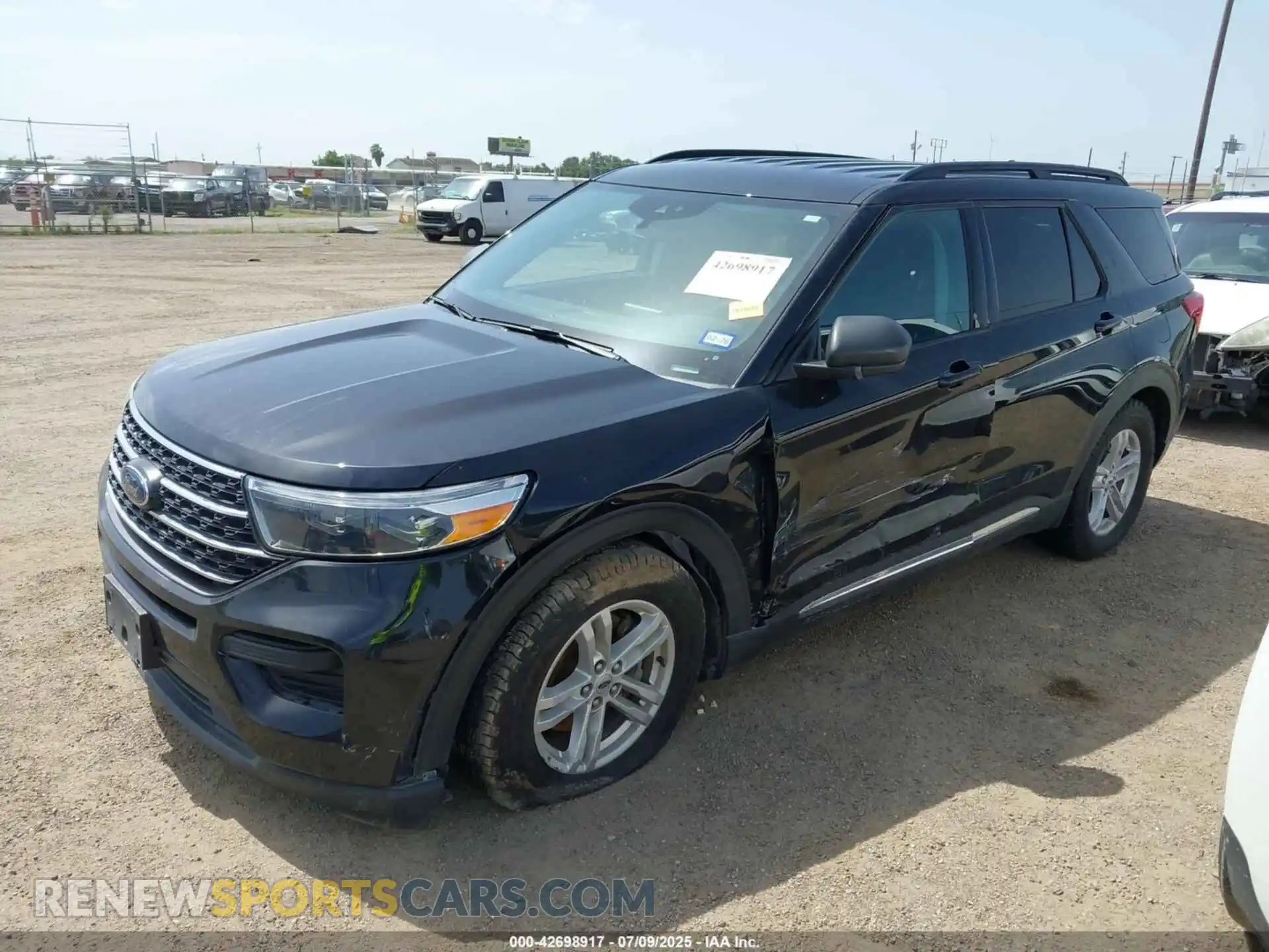 2 Фотография поврежденного автомобиля 1FMSK7DH2PGA49726 FORD EXPLORER 2023