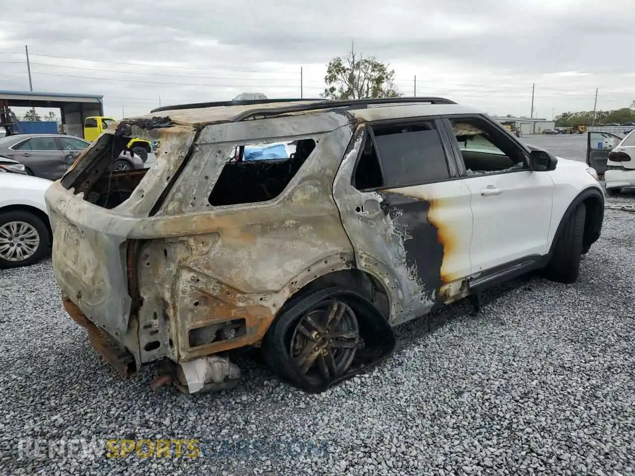 3 Photograph of a damaged car 1FMSK7DH3PGA05265 FORD EXPLORER 2023