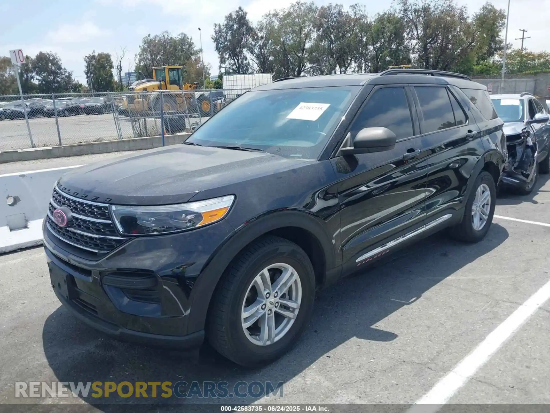 2 Photograph of a damaged car 1FMSK7DH3PGA39142 FORD EXPLORER 2023