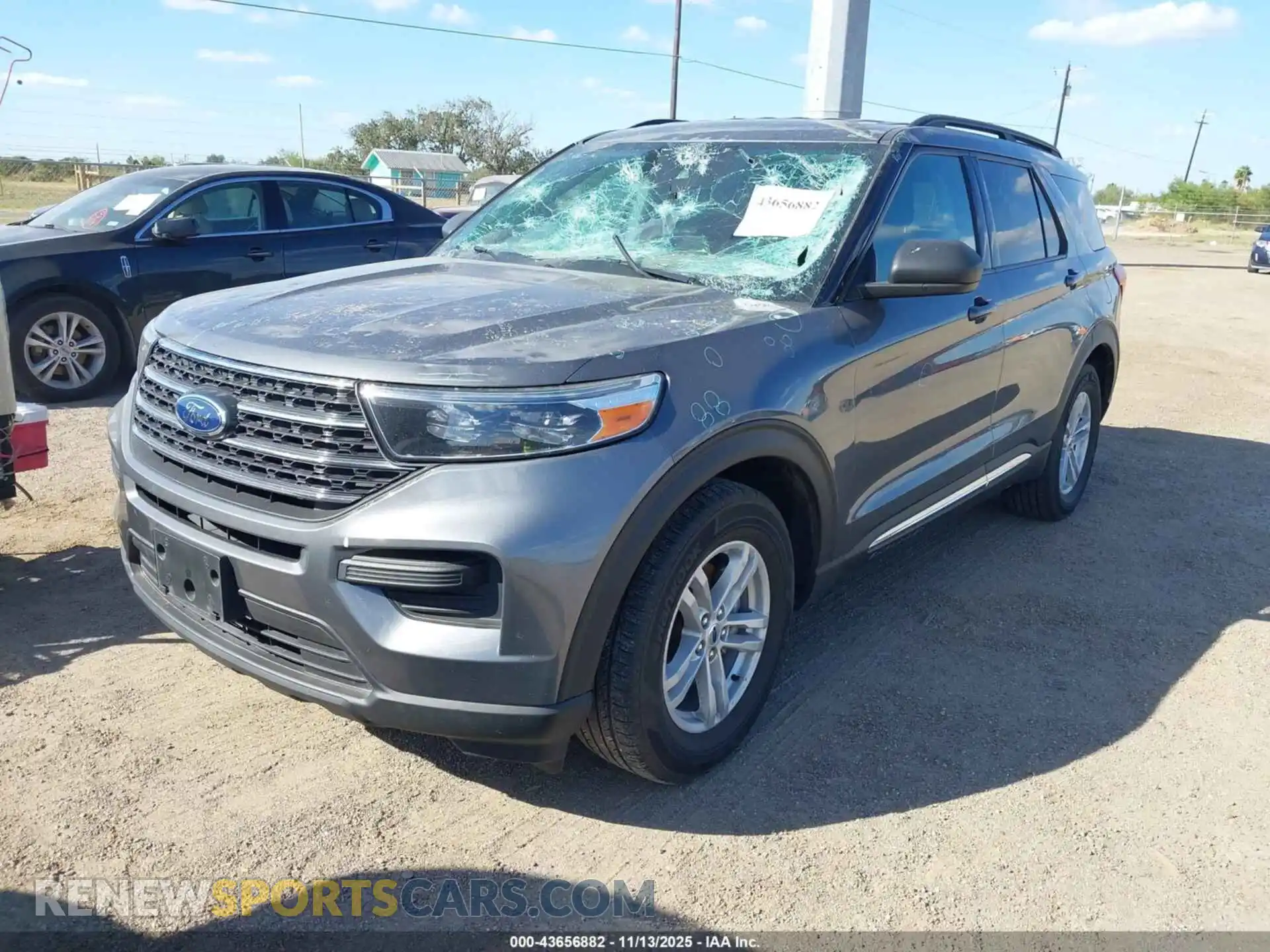2 Photograph of a damaged car 1FMSK7DH3PGC07443 FORD EXPLORER 2023