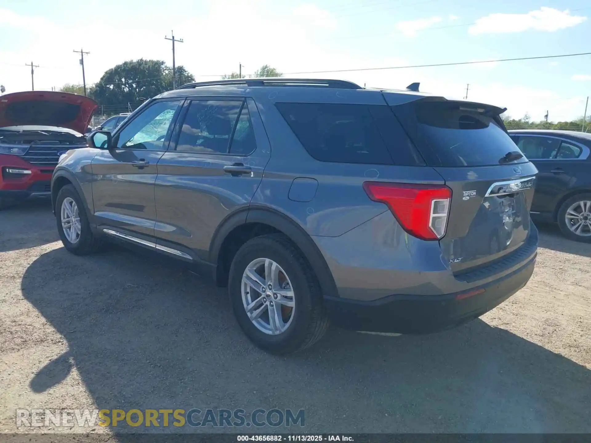3 Photograph of a damaged car 1FMSK7DH3PGC07443 FORD EXPLORER 2023