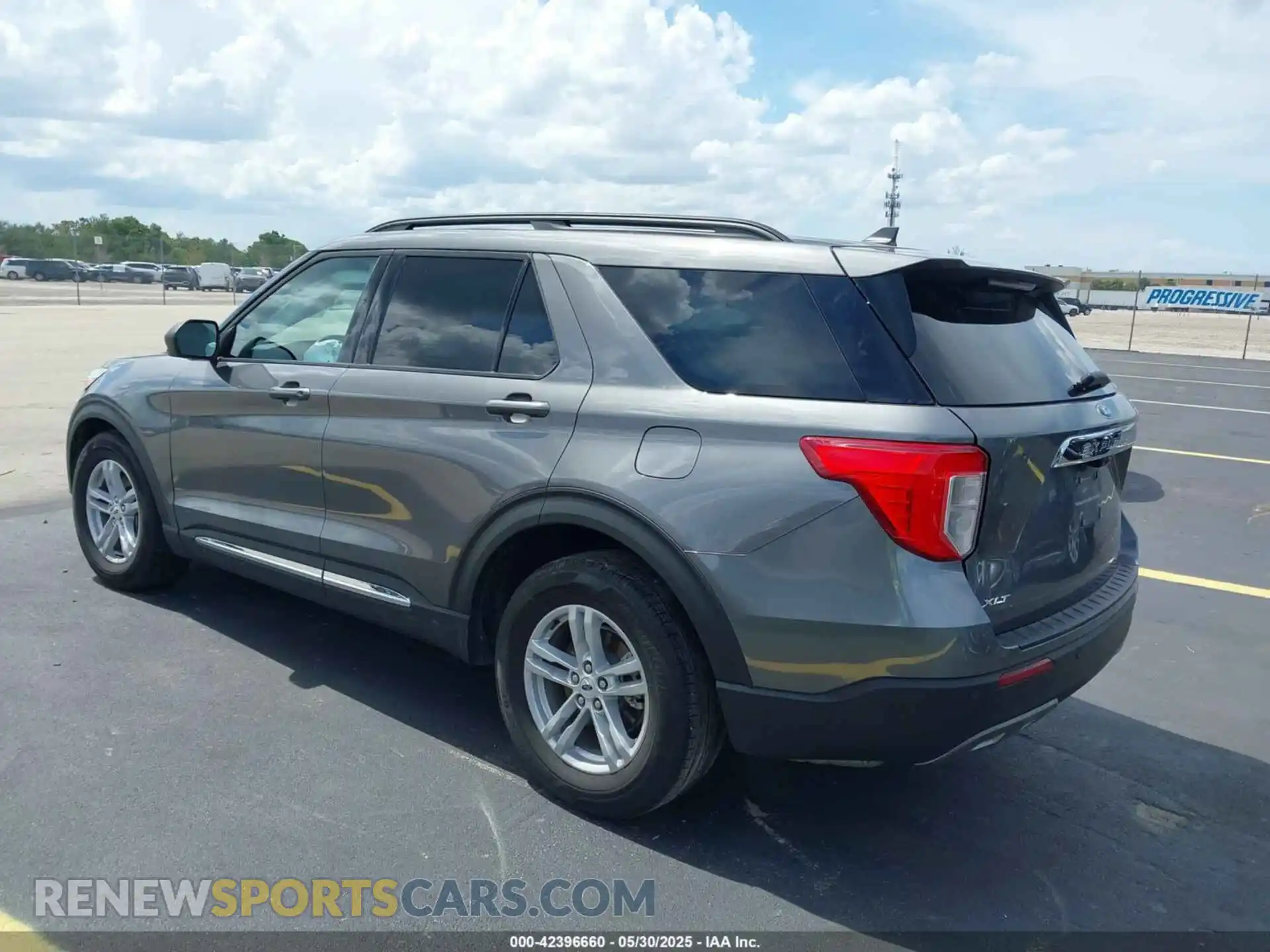 3 Photograph of a damaged car 1FMSK7DH3PGC09225 FORD EXPLORER 2023