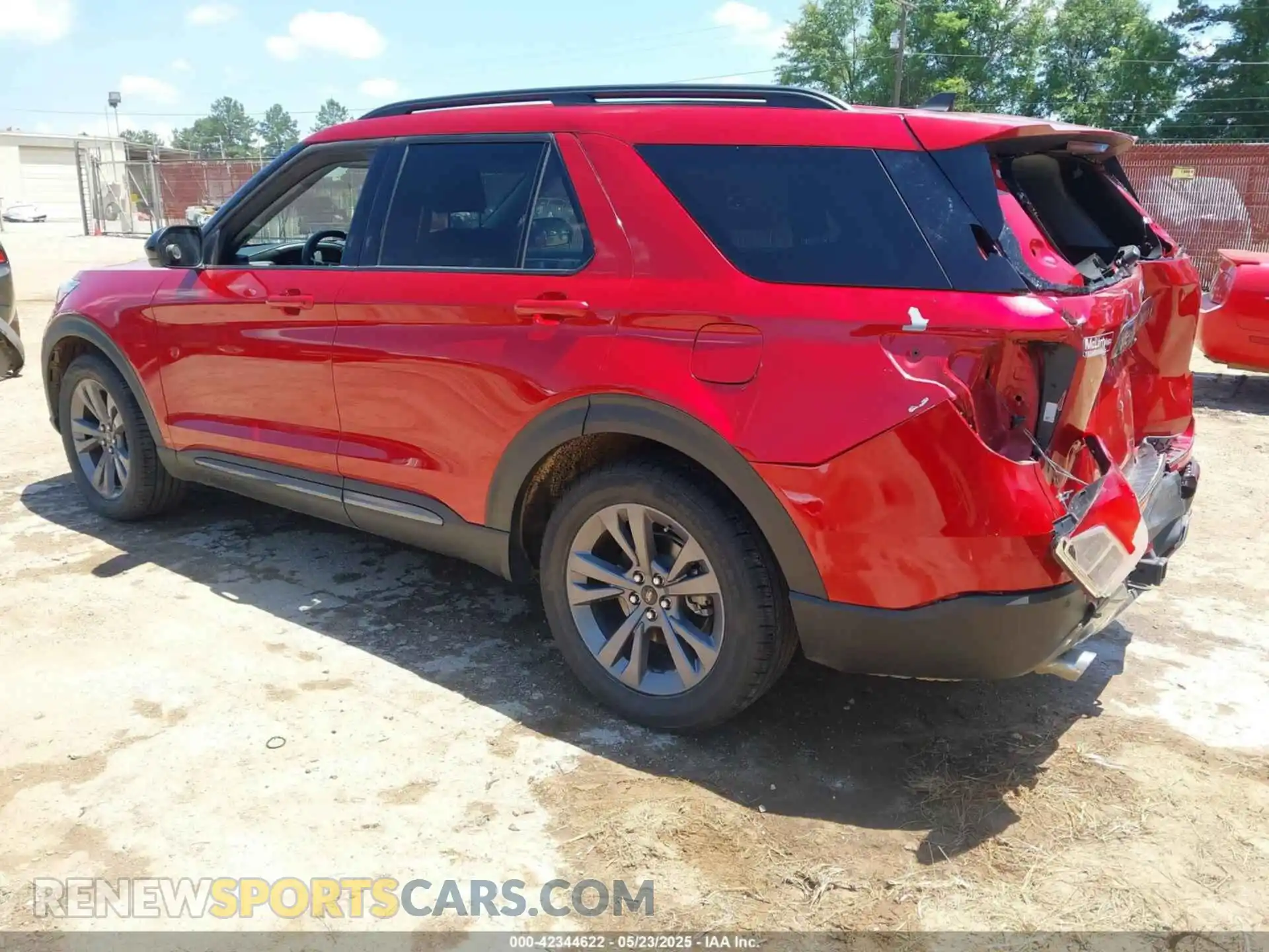 3 Photograph of a damaged car 1FMSK7DH4PGB34468 FORD EXPLORER 2023