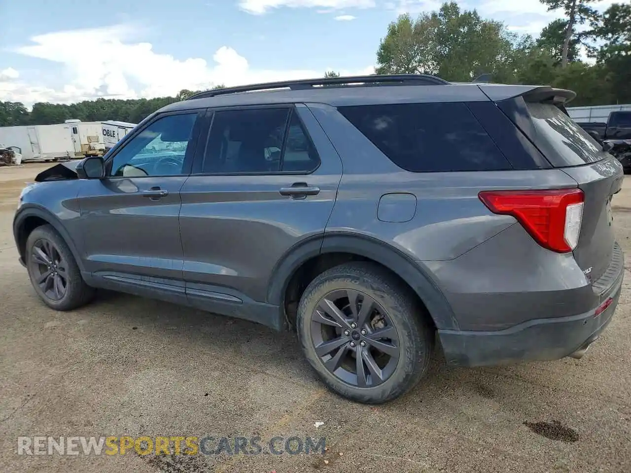 2 fotografías del automóvil dañado 1FMSK7DH6PGB44290 FORD EXPLORER 2023