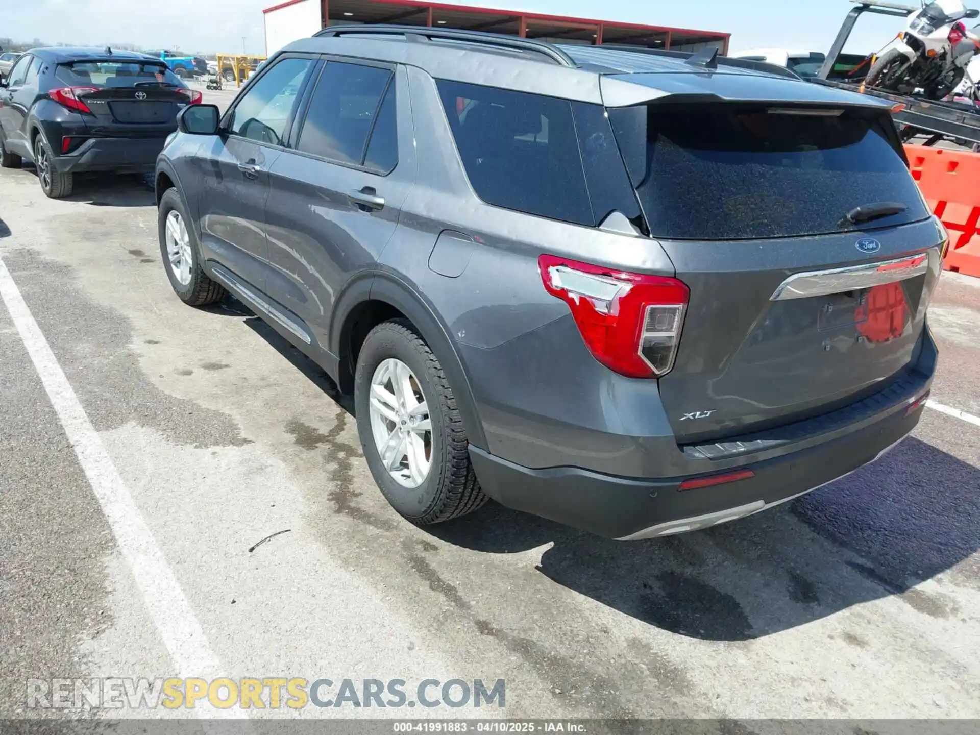 3 Photograph of a damaged car 1FMSK7DH6PGB75376 FORD EXPLORER 2023
