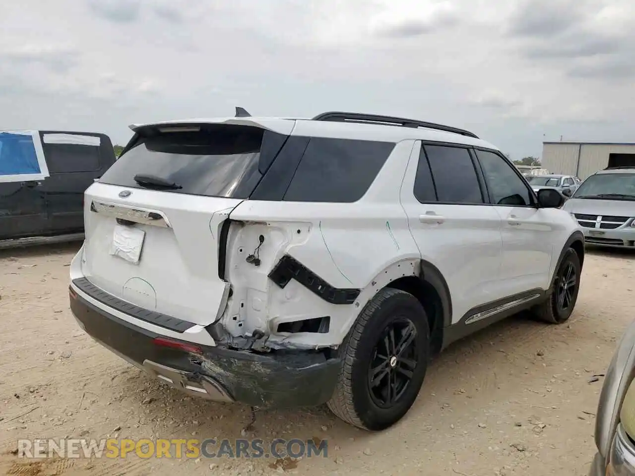 3 Photograph of a damaged car 1FMSK7DH9PGB29203 FORD EXPLORER 2023