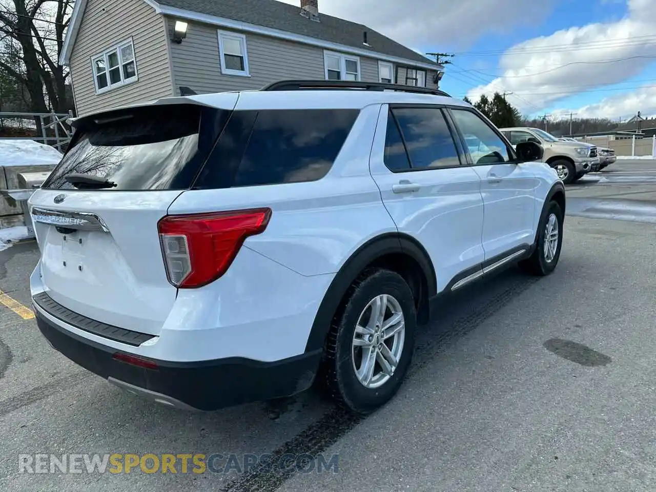 3 Photograph of a damaged car 1FMSK7DHXPGA24542 FORD EXPLORER 2023