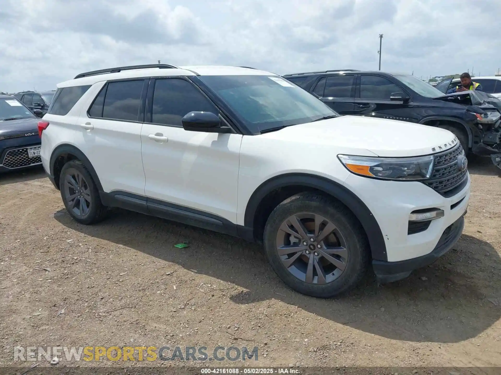1 Photograph of a damaged car 1FMSK7DHXPGA50879 FORD EXPLORER 2023