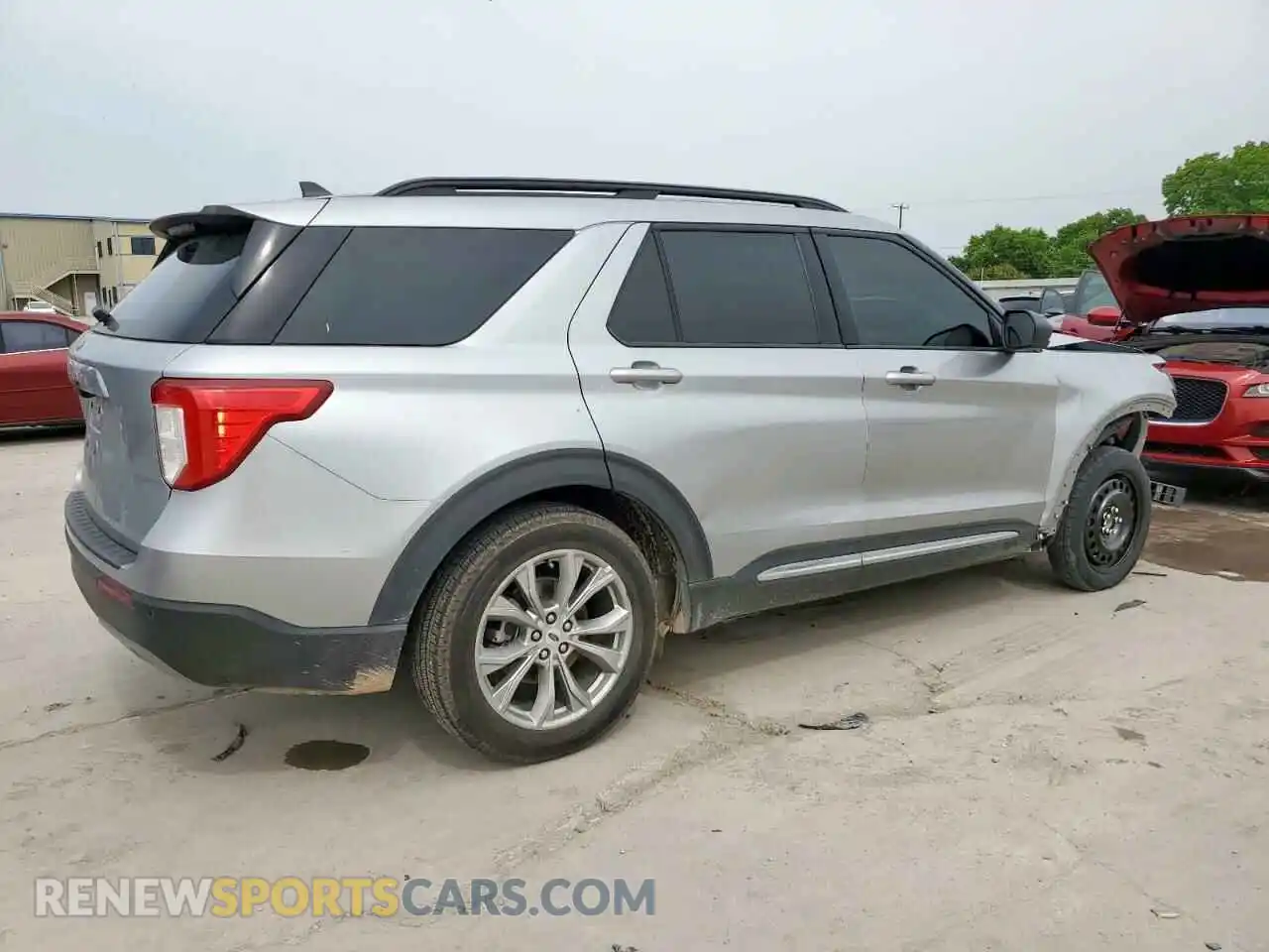 3 Photograph of a damaged car 1FMSK7DHXPGB43479 FORD EXPLORER 2023