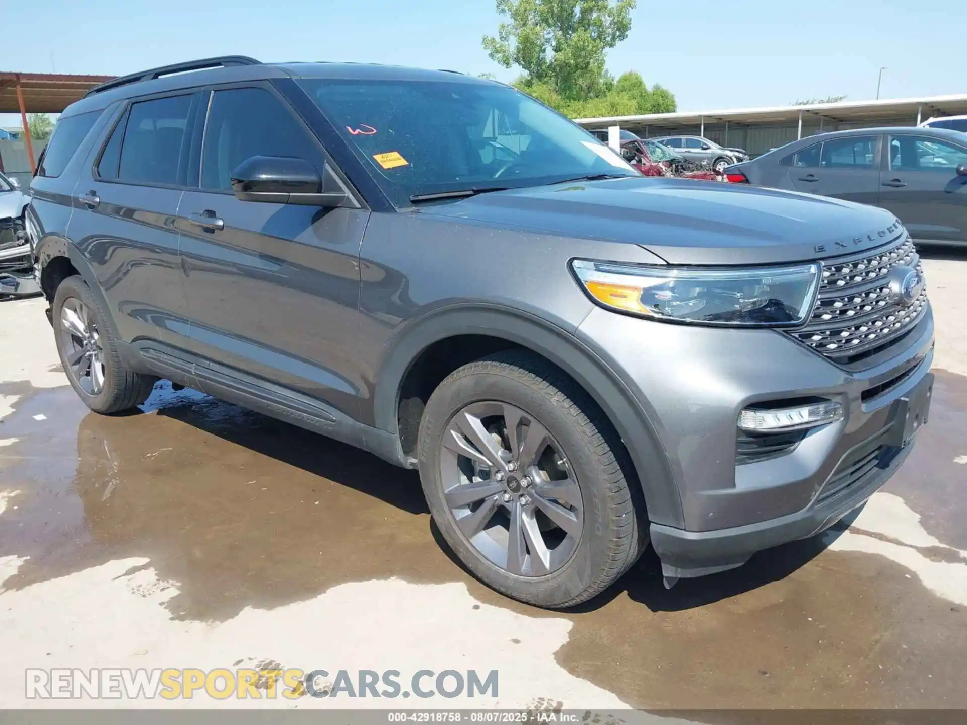1 Photograph of a damaged car 1FMSK7DHXPGB52165 FORD EXPLORER 2023
