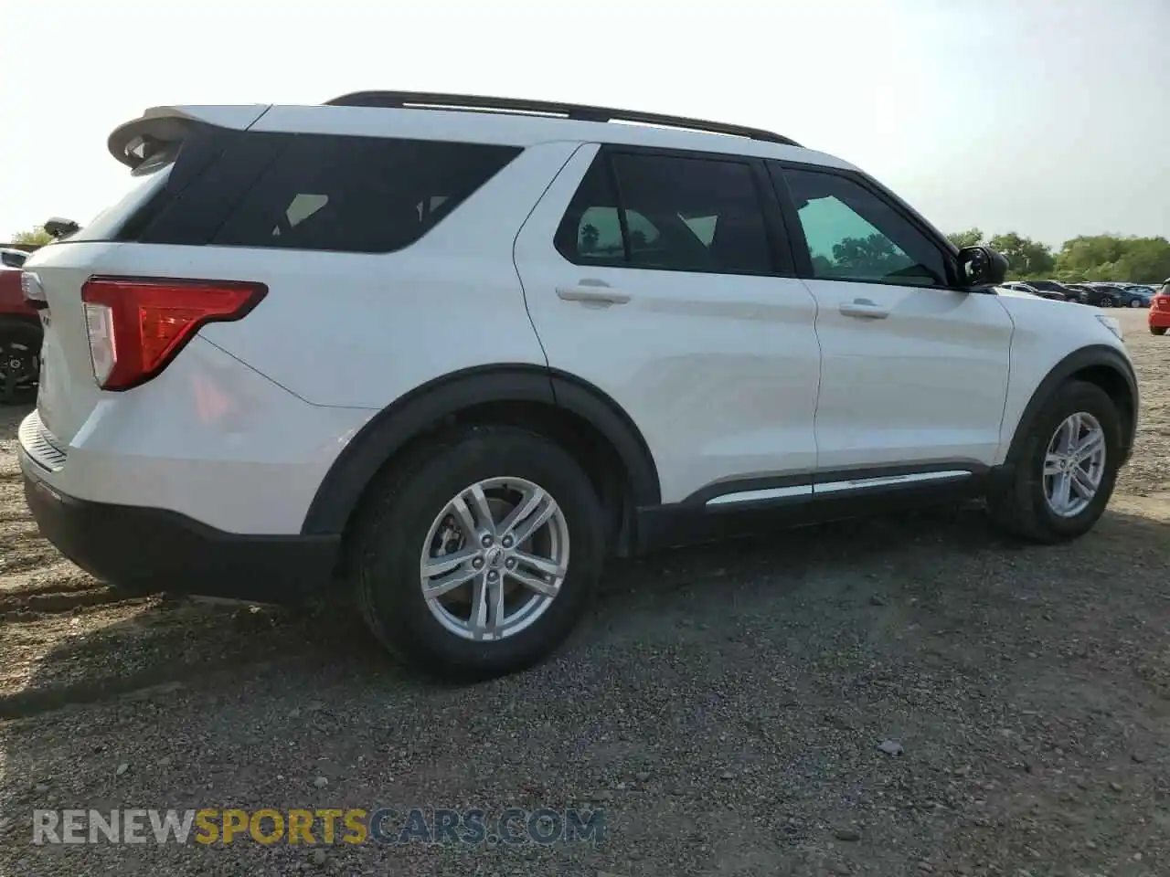 3 Photograph of a damaged car 1FMSK7DHXPGB66129 FORD EXPLORER 2023