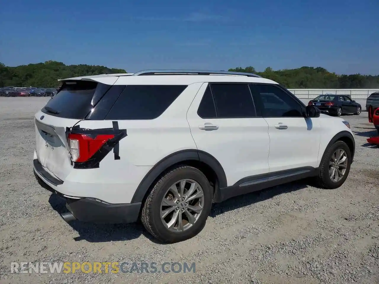 3 Photograph of a damaged car 1FMSK7FH7PGB18715 FORD EXPLORER 2023