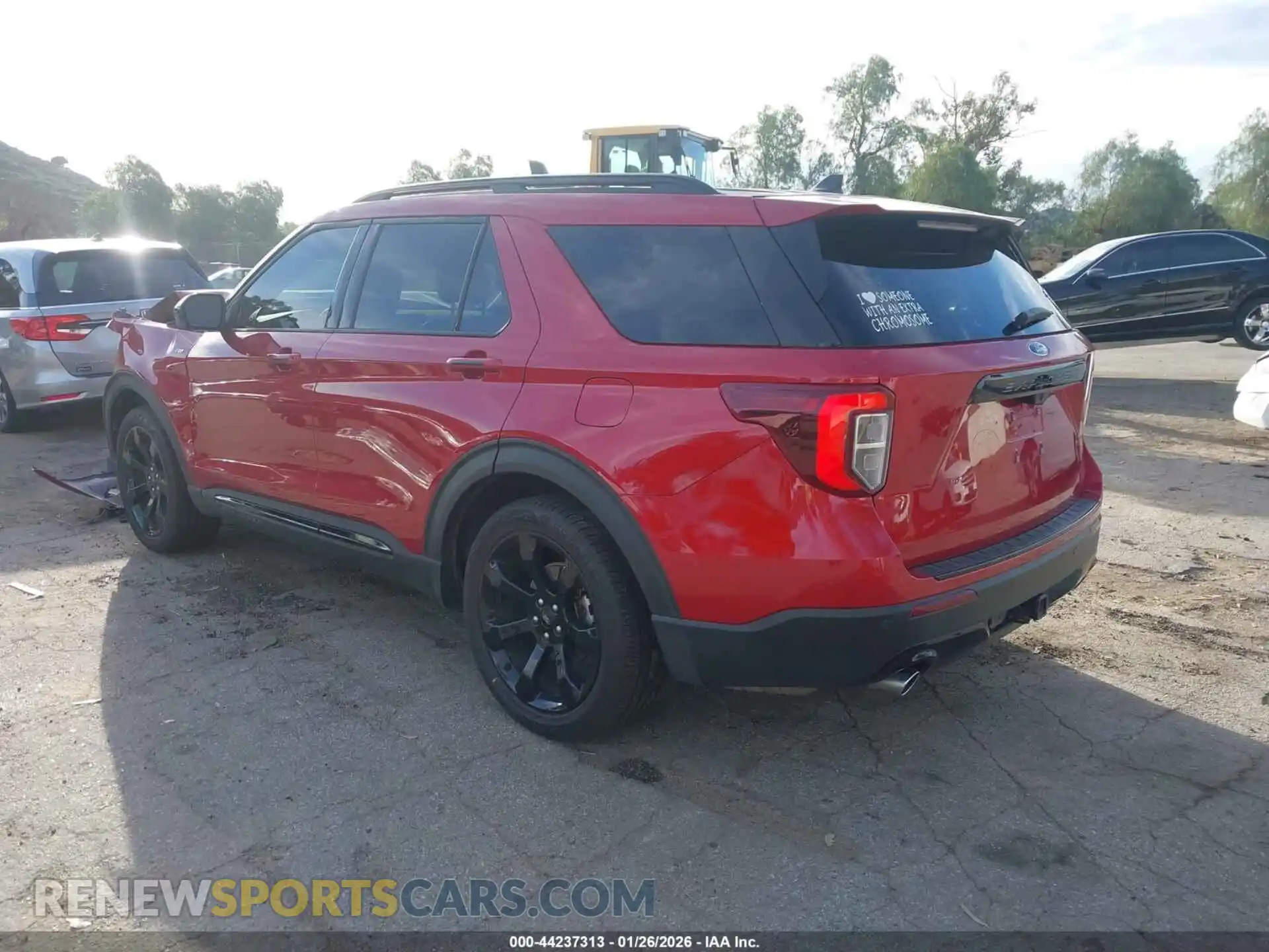 3 Фотография поврежденного автомобиля 1FMSK7KH4PGA24815 FORD EXPLORER 2023