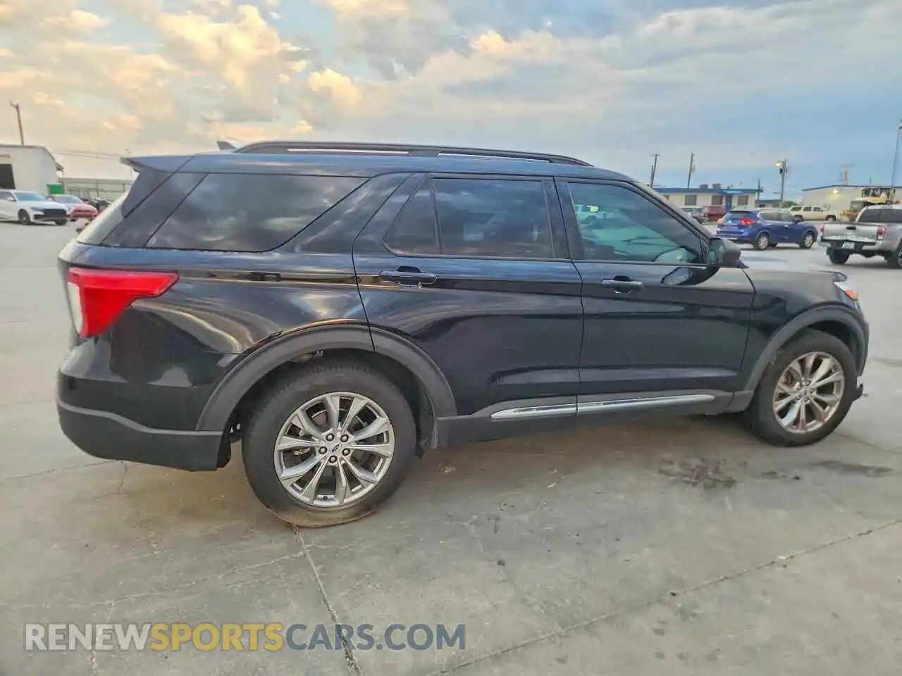 3 Photograph of a damaged car 1FMSK8DH0PGA27505 FORD EXPLORER 2023