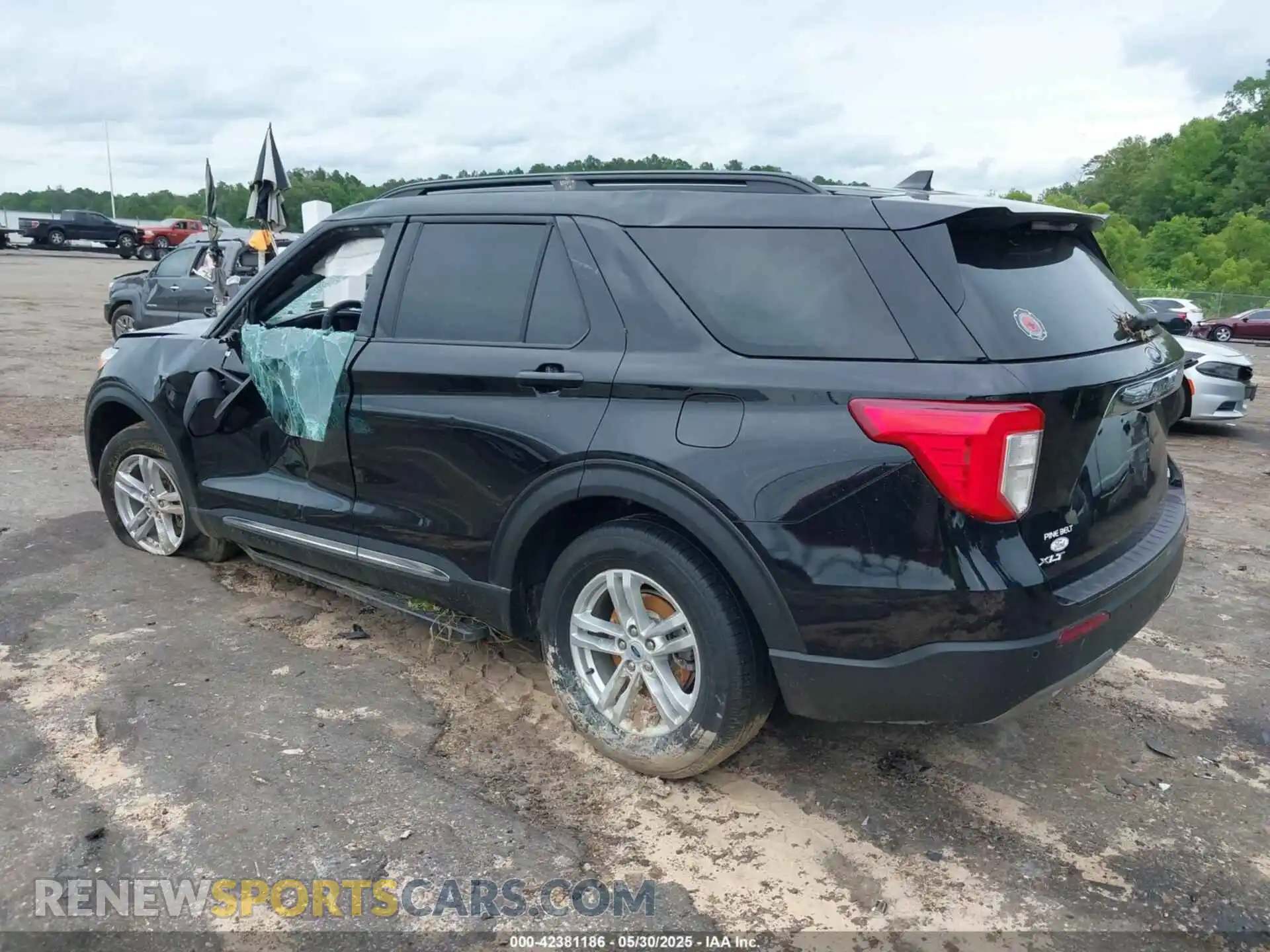 3 Photograph of a damaged car 1FMSK8DH1PGA58178 FORD EXPLORER 2023