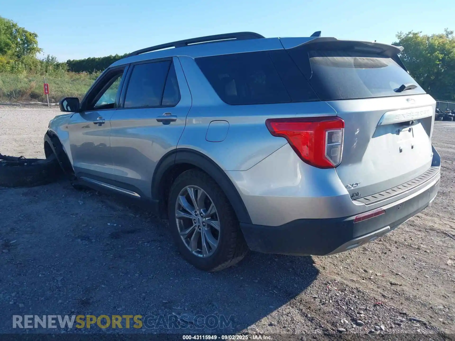 3 Photograph of a damaged car 1FMSK8DH1PGA94727 FORD EXPLORER 2023