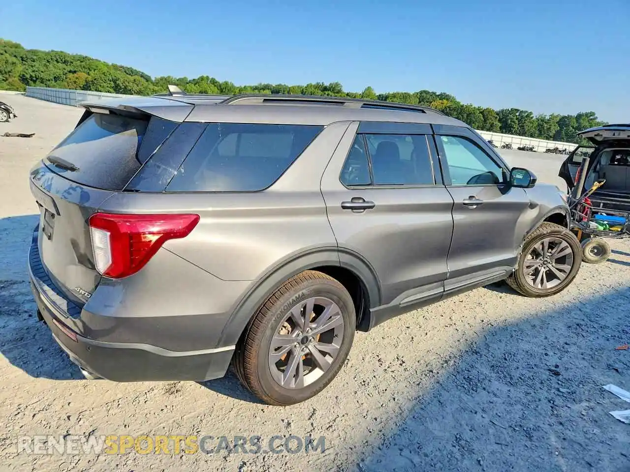 3 Photograph of a damaged car 1FMSK8DH3PGA88959 FORD EXPLORER 2023