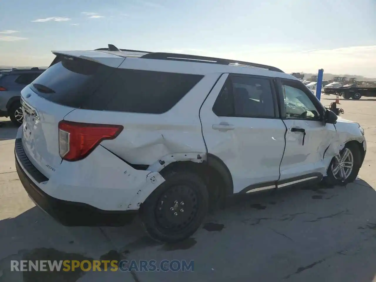 3 Photograph of a damaged car 1FMSK8DH3PGB43474 FORD EXPLORER 2023