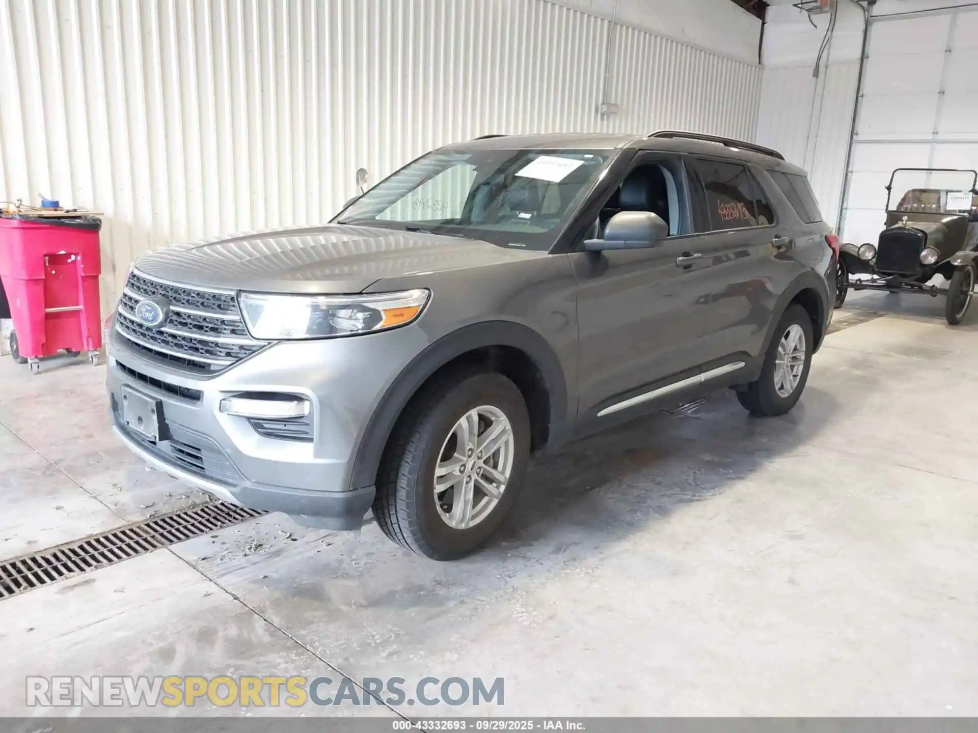 2 Photograph of a damaged car 1FMSK8DH3PGB67211 FORD EXPLORER 2023