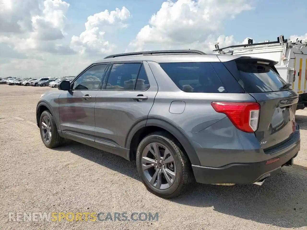 2 fotografías del automóvil dañado 1FMSK8DH3PGB69301 FORD EXPLORER 2023