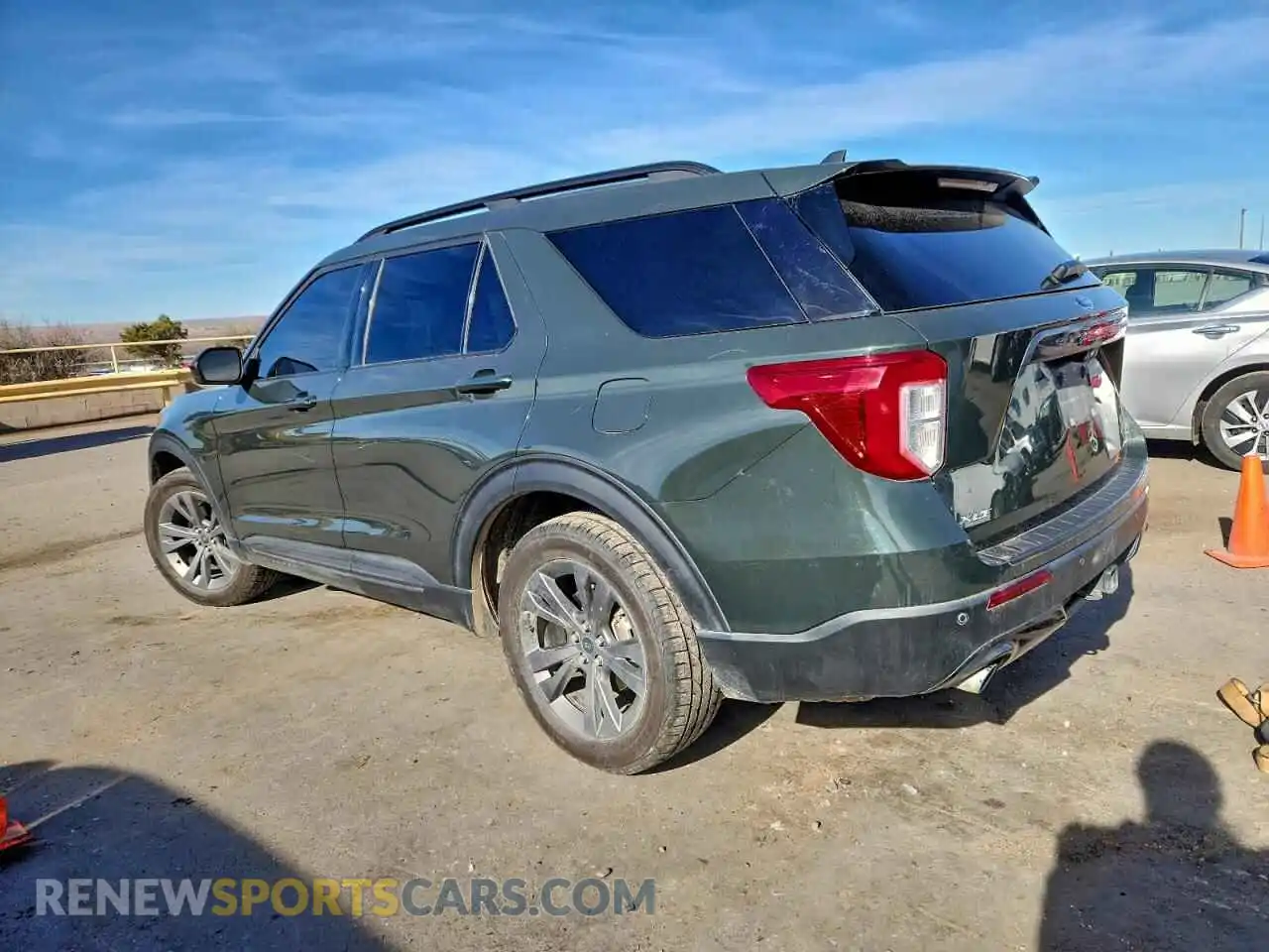 2 fotografías del automóvil dañado 1FMSK8DH3PGC28881 FORD EXPLORER 2023