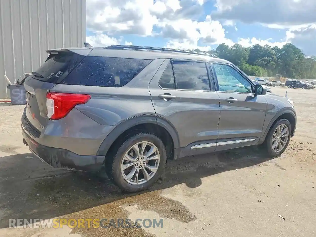 3 Фотография поврежденного автомобиля 1FMSK8DH4PGA54447 FORD EXPLORER 2023