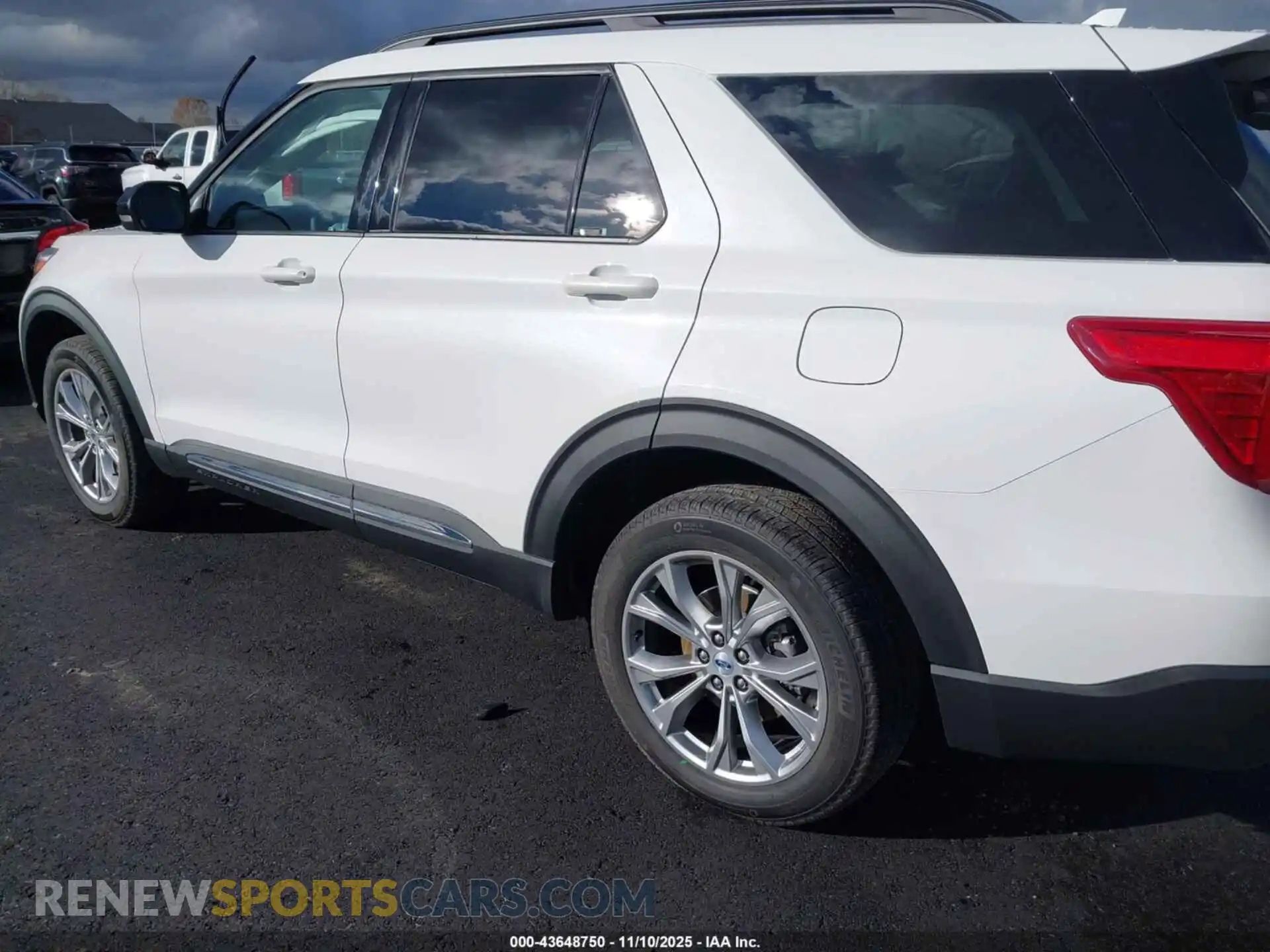 3 Photograph of a damaged car 1FMSK8DH7PGB43865 FORD EXPLORER 2023