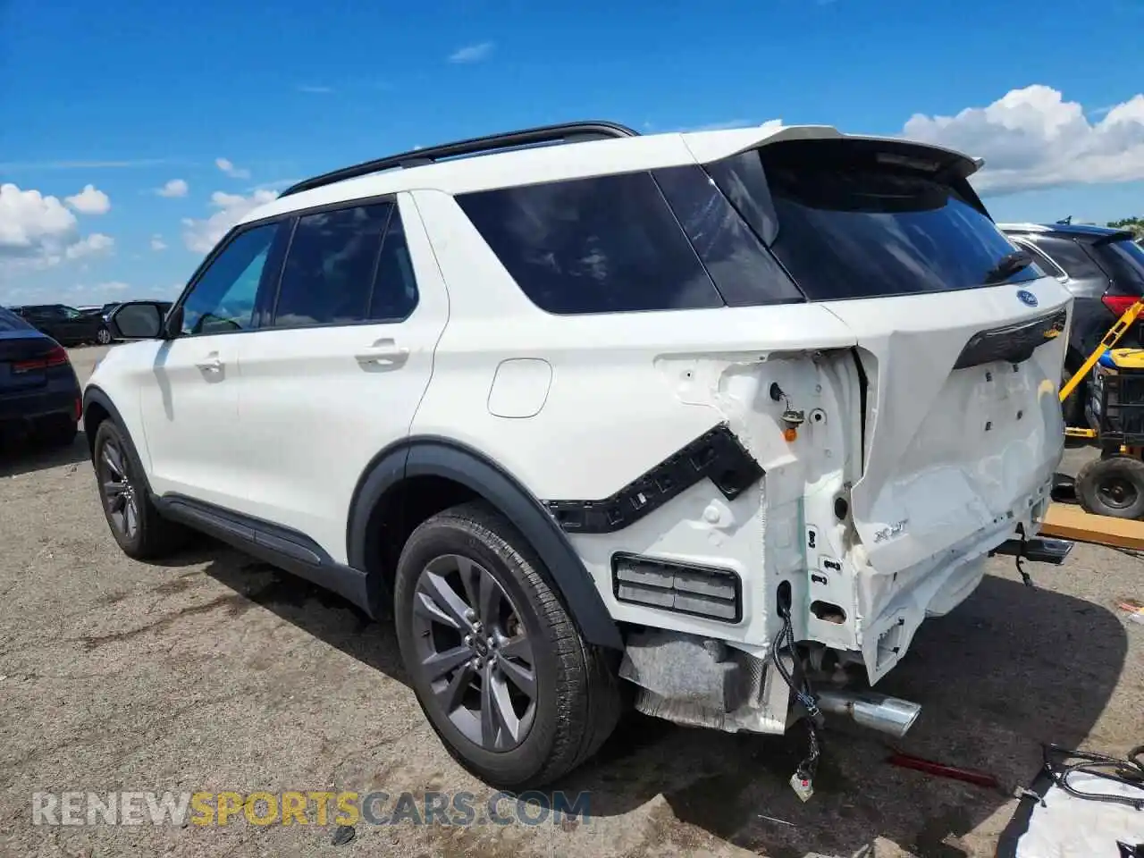 2 Фотография поврежденного автомобиля 1FMSK8DH9PGB34715 FORD EXPLORER 2023