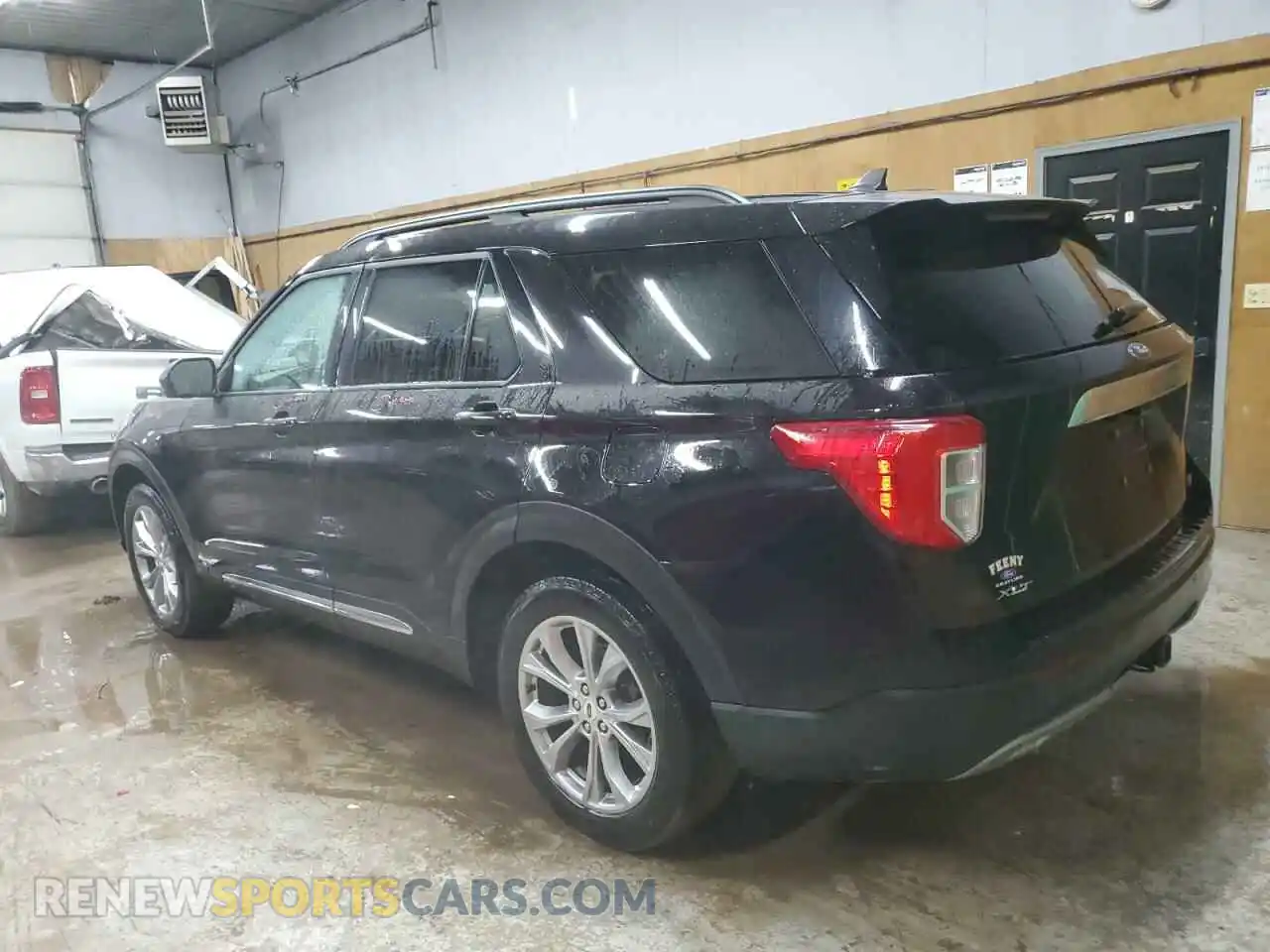 2 Photograph of a damaged car 1FMSK8DHXPGA73861 FORD EXPLORER 2023