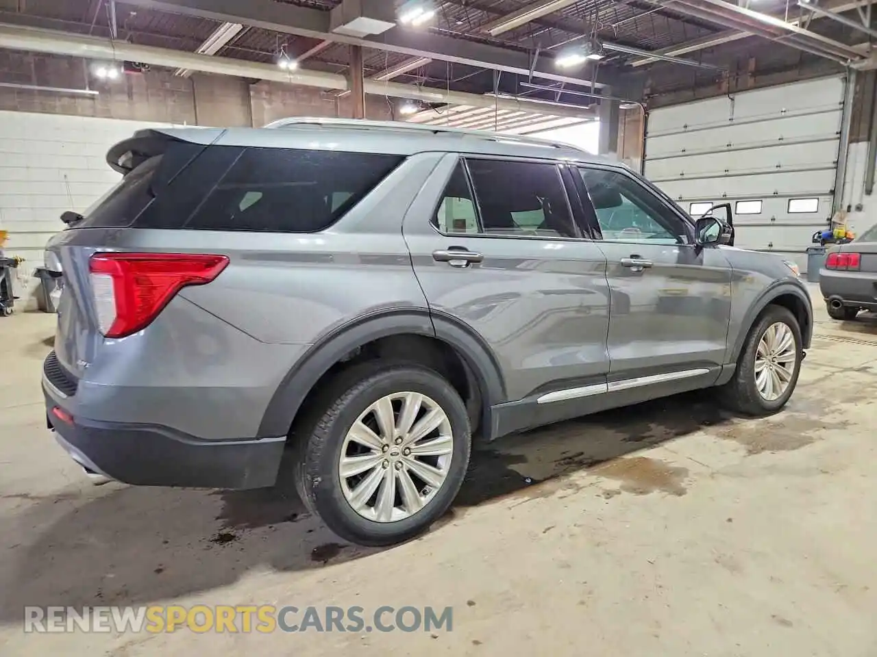 3 Фотография поврежденного автомобиля 1FMSK8FH6PGB45796 FORD EXPLORER 2023