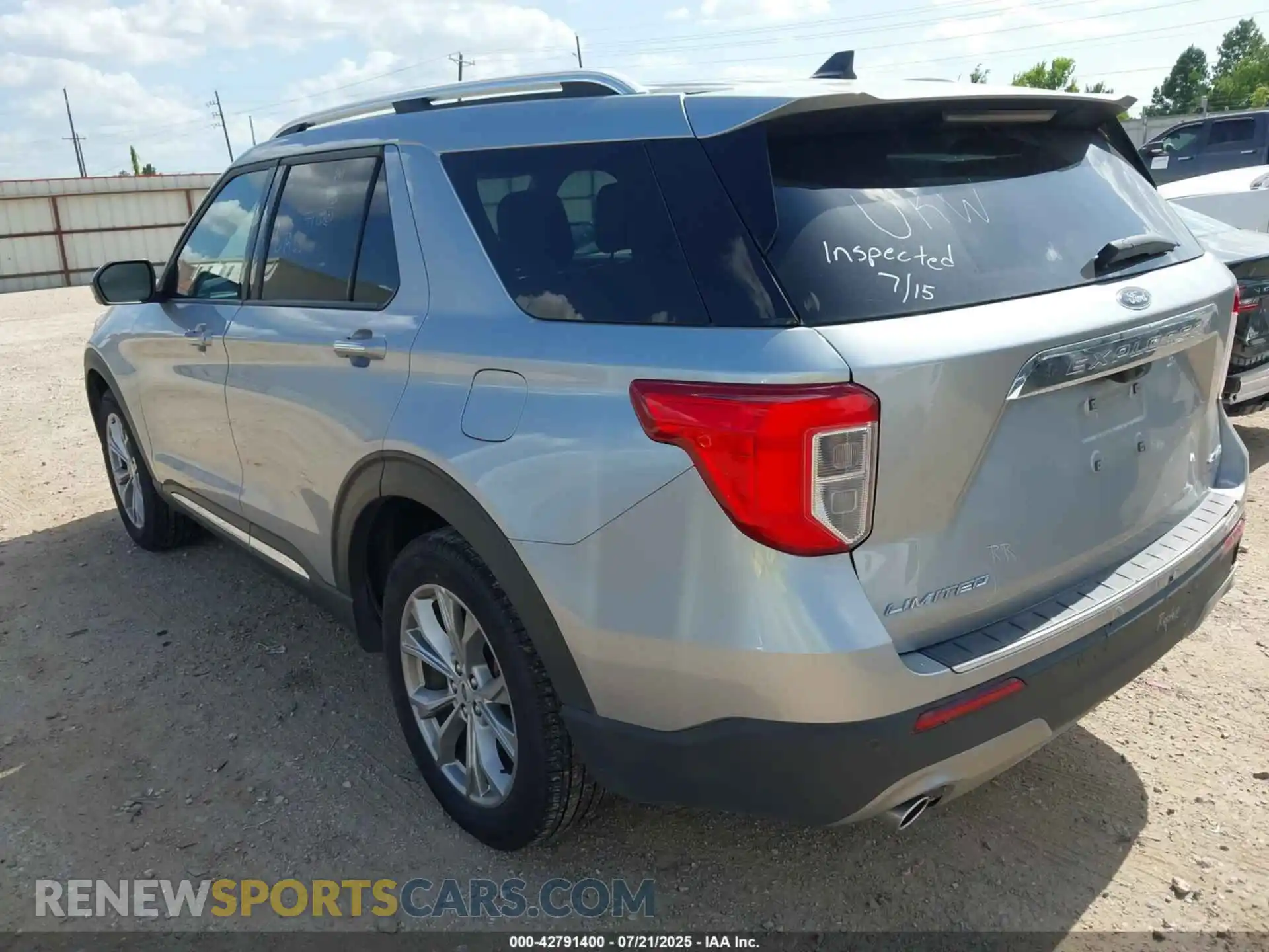 3 Photograph of a damaged car 1FMSK8FHXPGB22618 FORD EXPLORER 2023