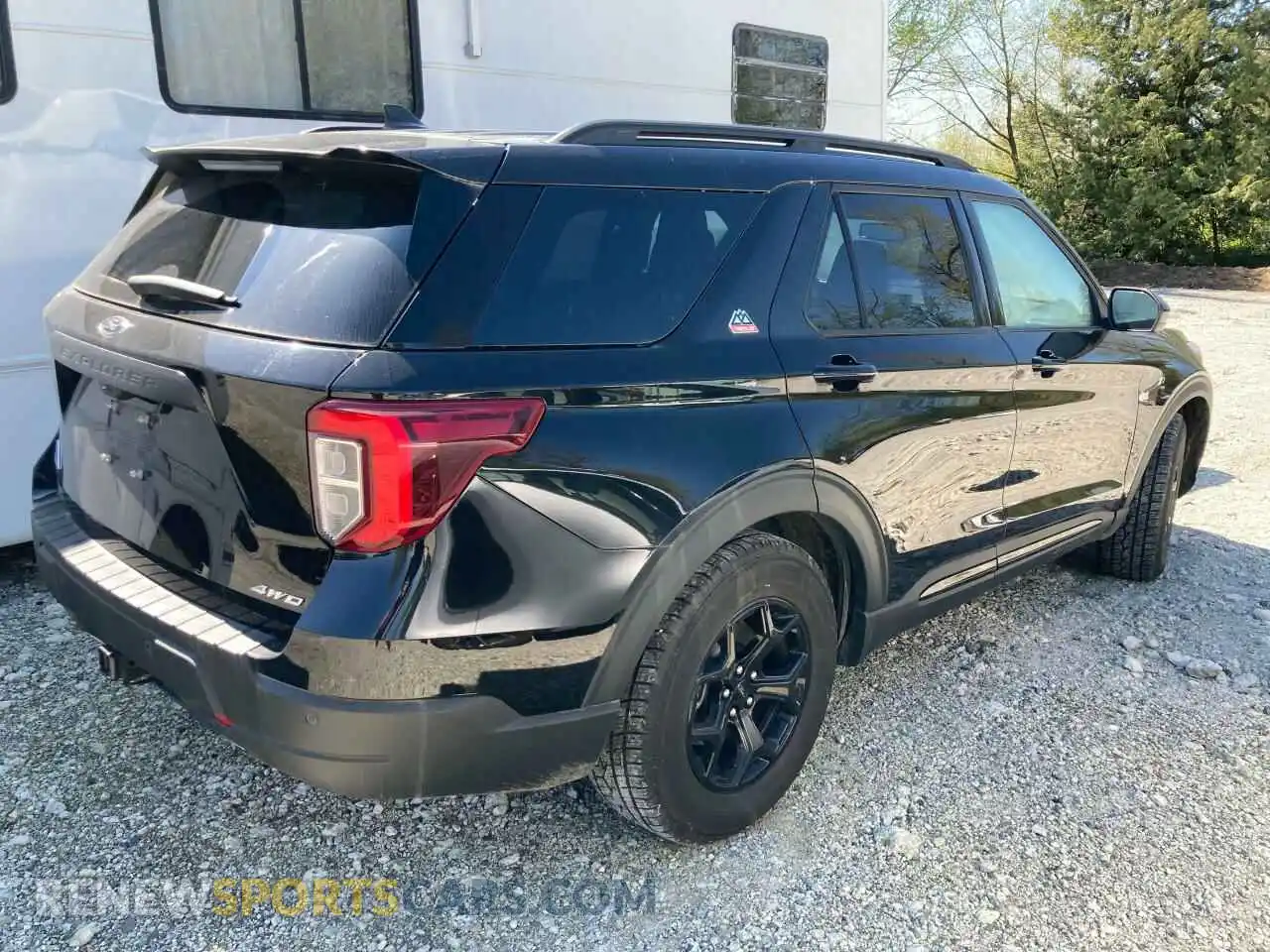3 Photograph of a damaged car 1FMSK8JH5PGA43493 FORD EXPLORER 2023