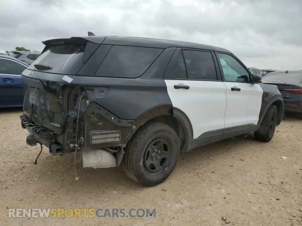 3 Photograph of a damaged car 1FM5K8AB2RGA27330 FORD EXPLORER 2024