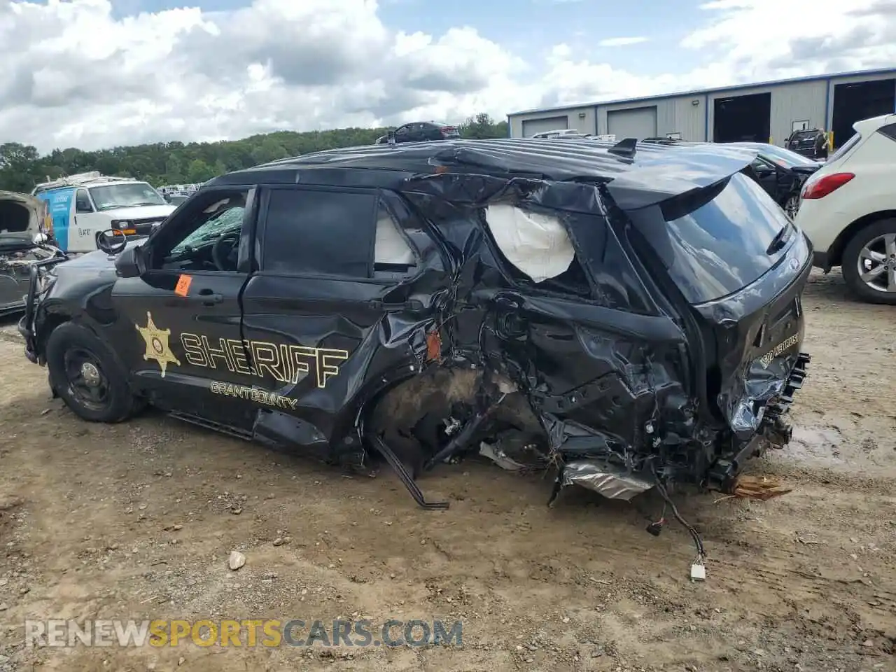 2 fotografías del automóvil dañado 1FM5K8AB4RGA47501 FORD EXPLORER 2024