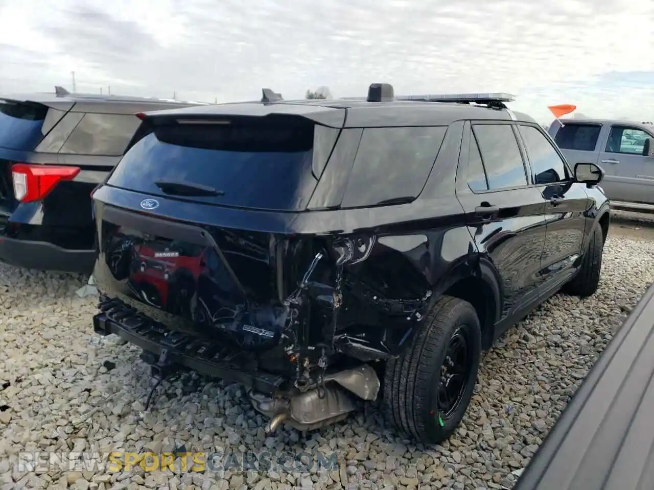 3 Photograph of a damaged car 1FM5K8AB4RGA48597 FORD EXPLORER 2024