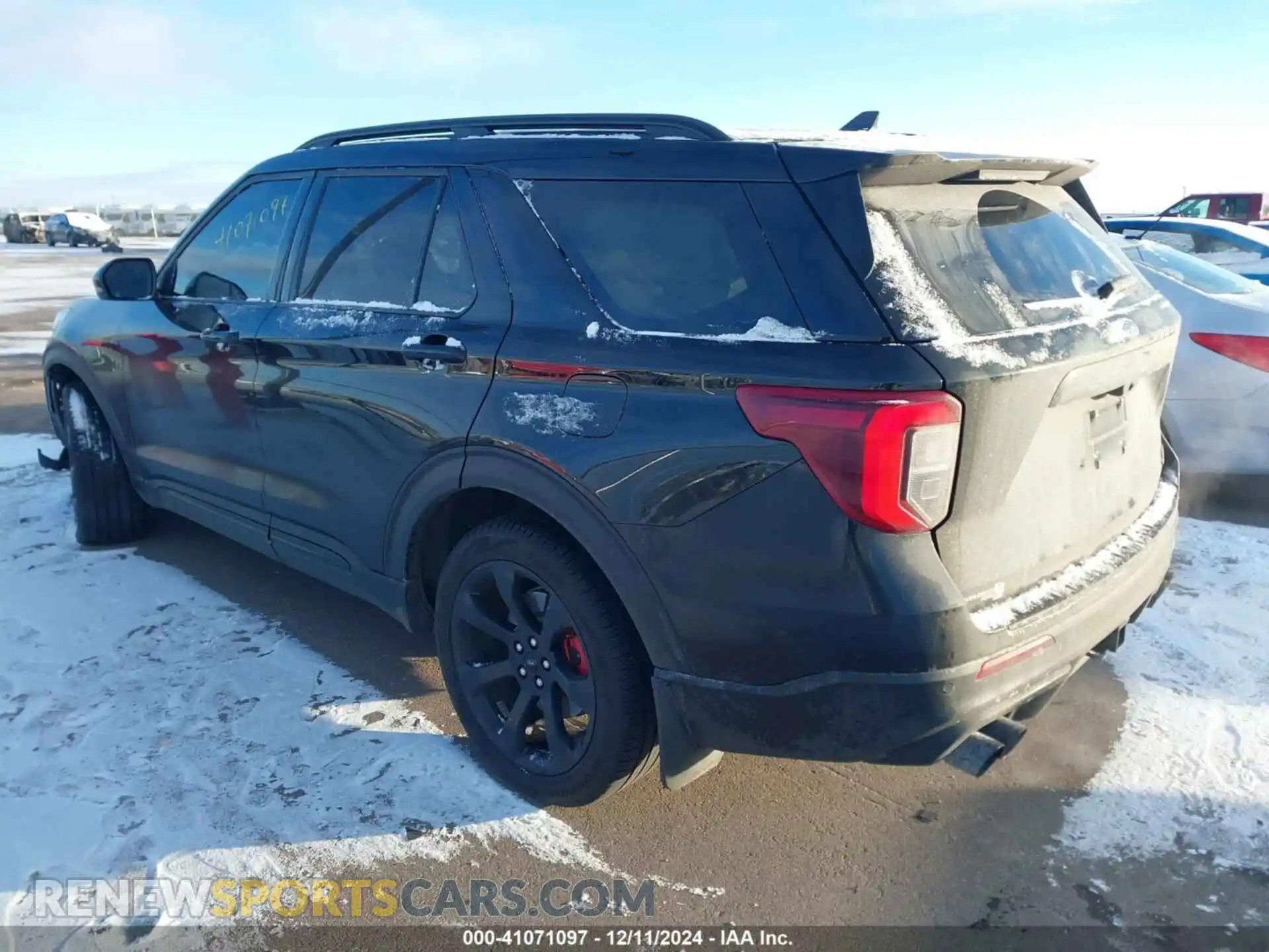 3 Photograph of a damaged car 1FM5K8GC4RGA14711 FORD EXPLORER 2024