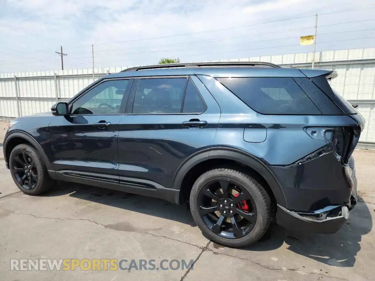 2 Photograph of a damaged car 1FM5K8GC4RGA88470 FORD EXPLORER 2024
